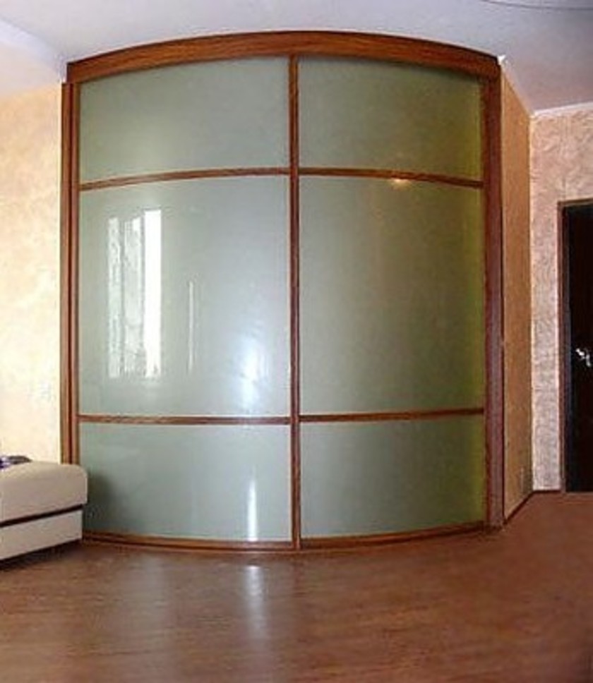 Встроенный шкаф купе радиусный в классическом стиле Таганрог