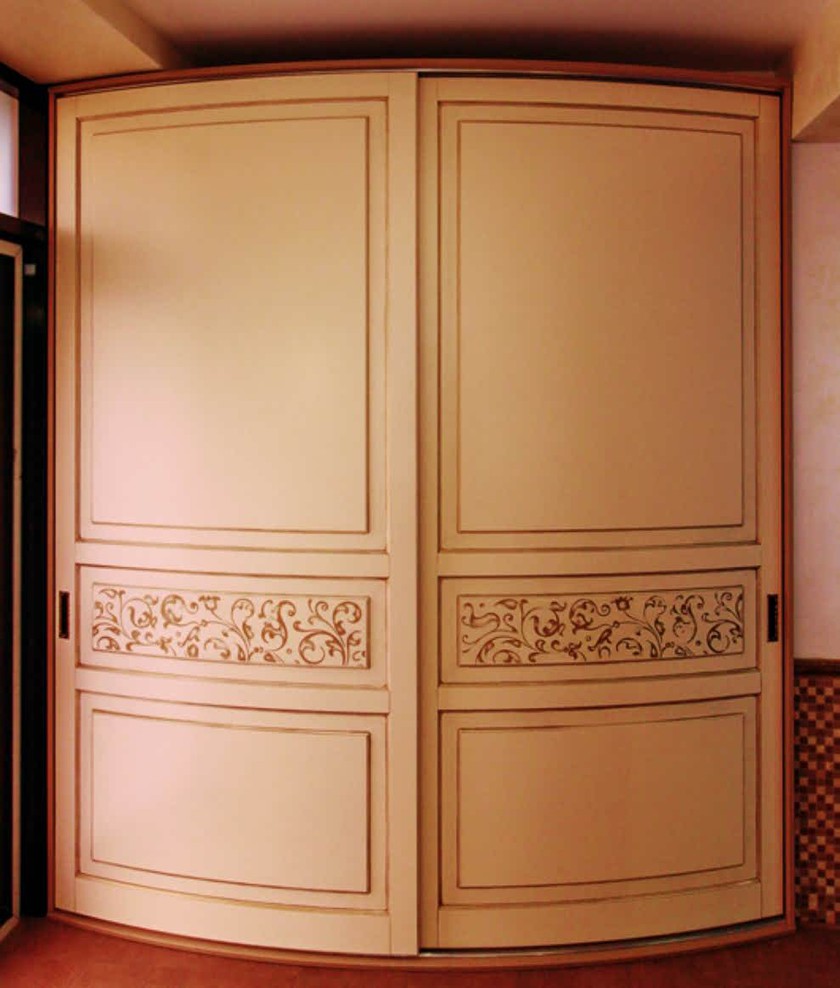 Радиусный шкаф купе с фрезеровкой, эмаль Таганрог